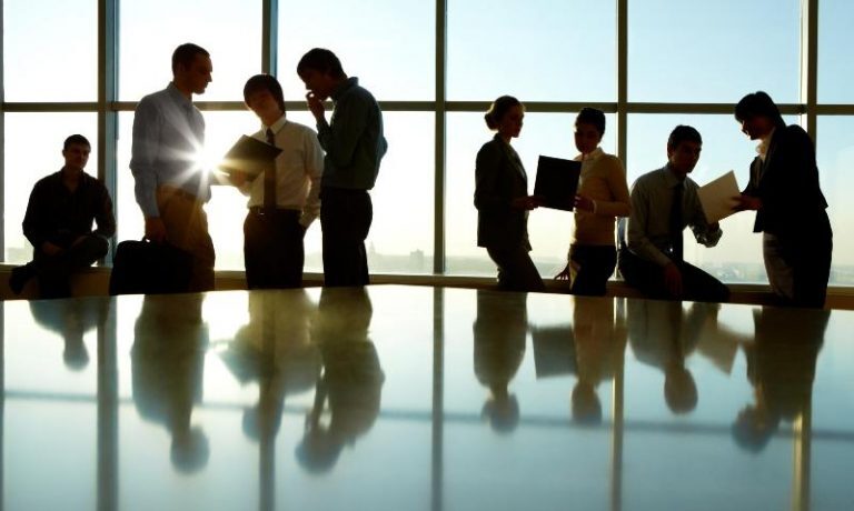 هم قدمی ارتباطات با تکنولوژیهای روز دنیا //