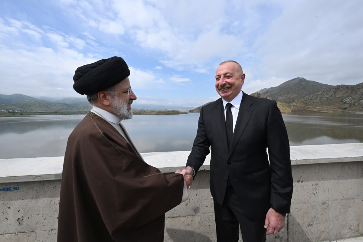 رؤسای جمهور ایران و آذربایجان دیدار کردند