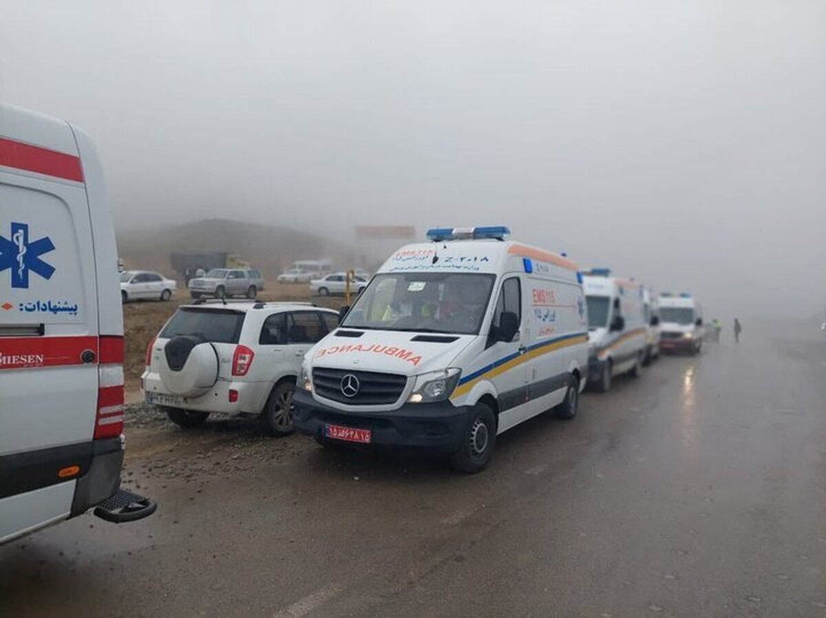 عملیات جست‌وجو همچنان ادامه دارد  حضور هشت دستگاه آمبولانس در محل حادثه
