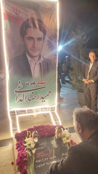 سردار فدوی: صهیونیستها با حمله به کنسولگری حماقت کردند و باید تنبیه اساسی میشدند سردار فدوی: صهیونیستها با حمله به کنسولگری حماقت کردند و باید تنبیه اساسی میشدند