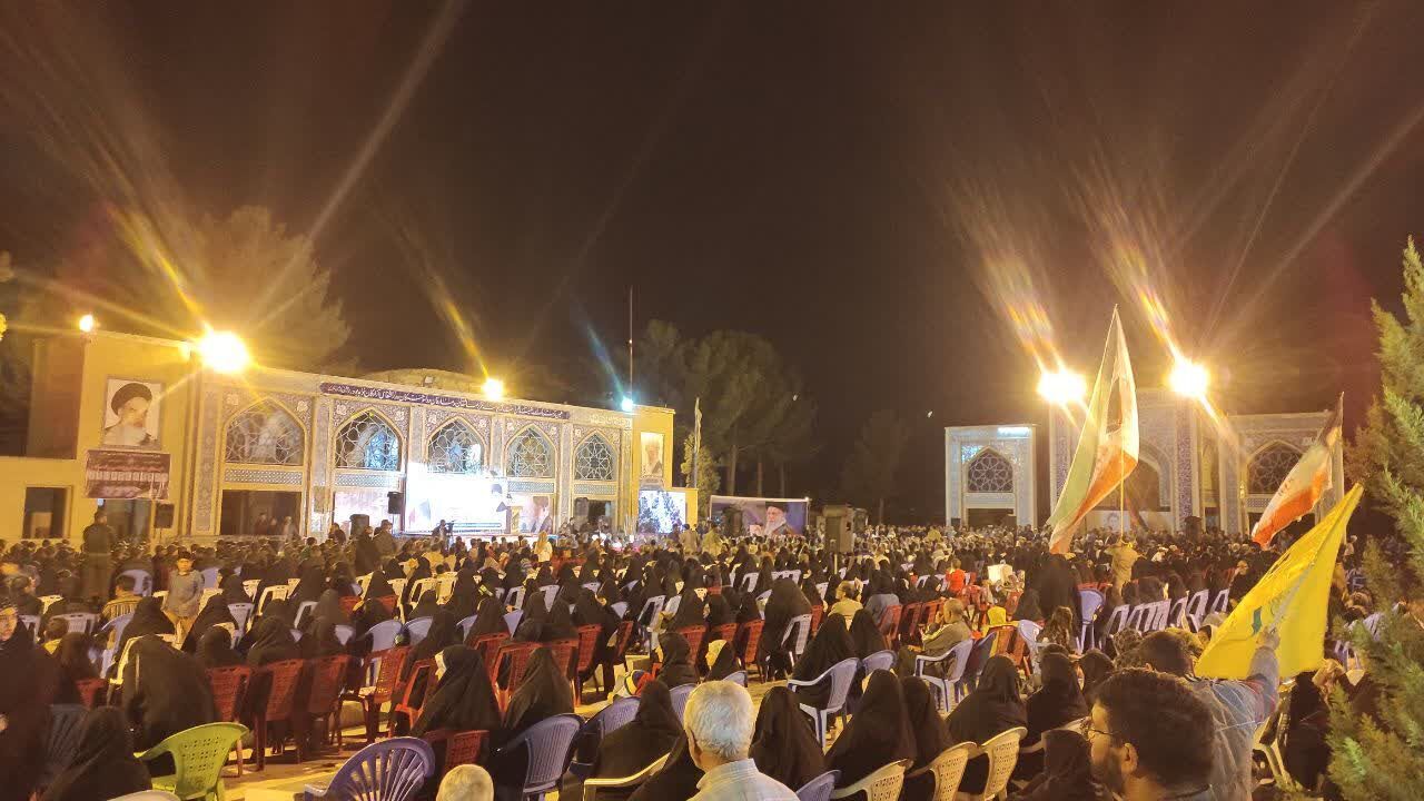 سردار فدوی: صهیونیستها با حمله به کنسولگری حماقت کردند و باید تنبیه اساسی میشدند سردار فدوی: صهیونیستها با حمله به کنسولگری حماقت کردند و باید تنبیه اساسی میشدند