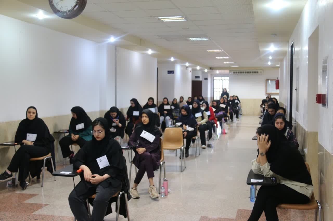 ماراتُن علمی متقاضیان آزمون سراسری برای تصاحب صندلی‌های دانشگاه‌ها