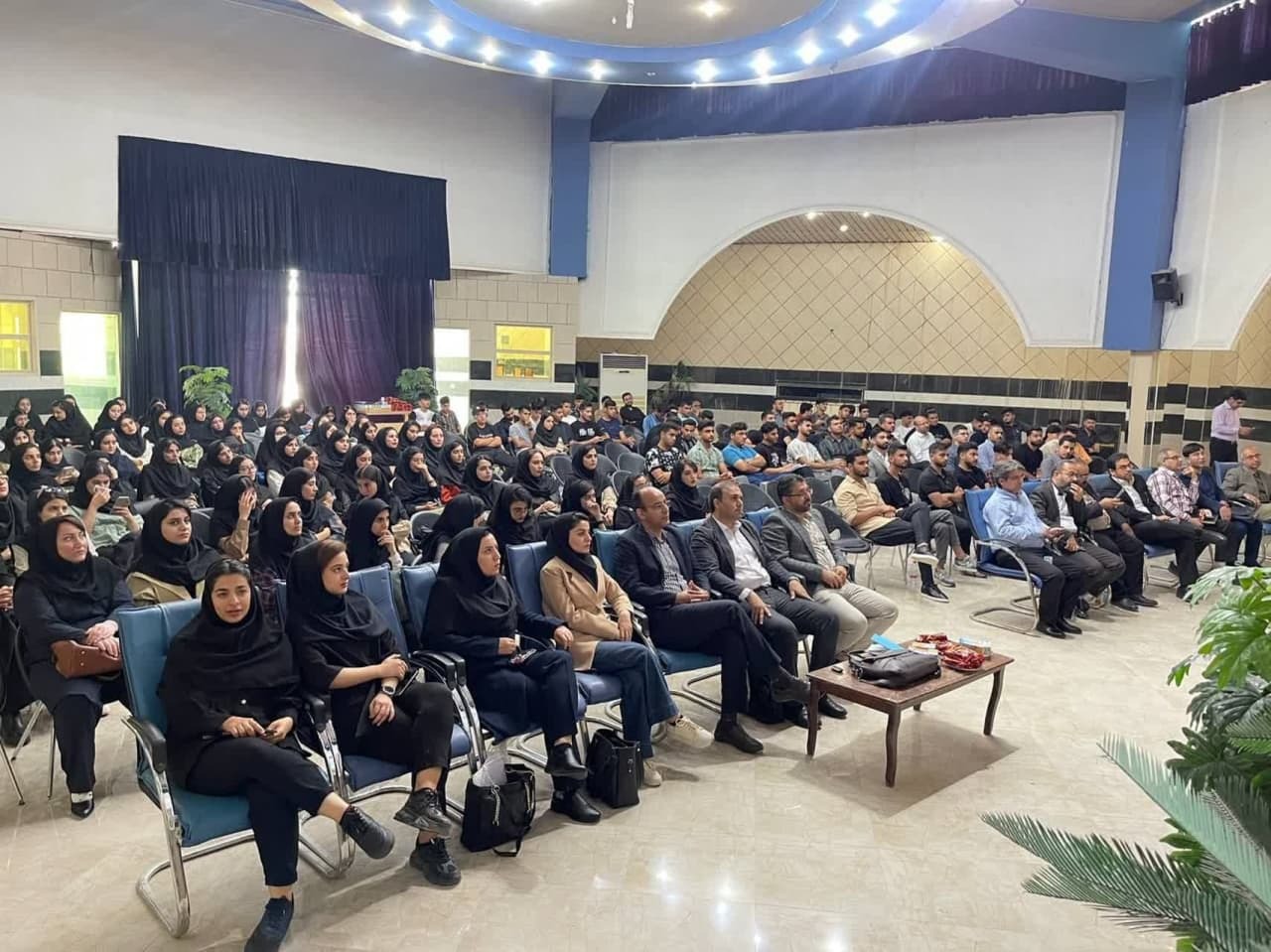 مدلسازی اطلاعات ساختمان (BIM) گامی به سوی یکپارچگی در معماری مدلسازی اطلاعات ساختمان (BIM) گامی به سوی یکپارچگی در معماری