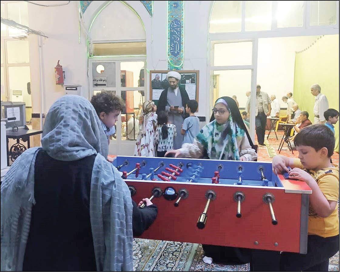 حضور نوجوانان و جوانان در مساجد بستری برای رشد و تعالی خانواده