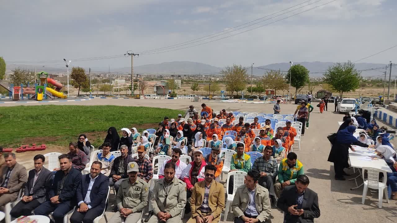 لزوم یادآوری اهمیت صنعت بازیافت از طریق آموزش/ سوخت مازوت برای کره زمین سمّ است لزوم یادآوری اهمیت صنعت بازیافت از طریق آموزش/ سوخت مازوت برای کره زمین سمّ است