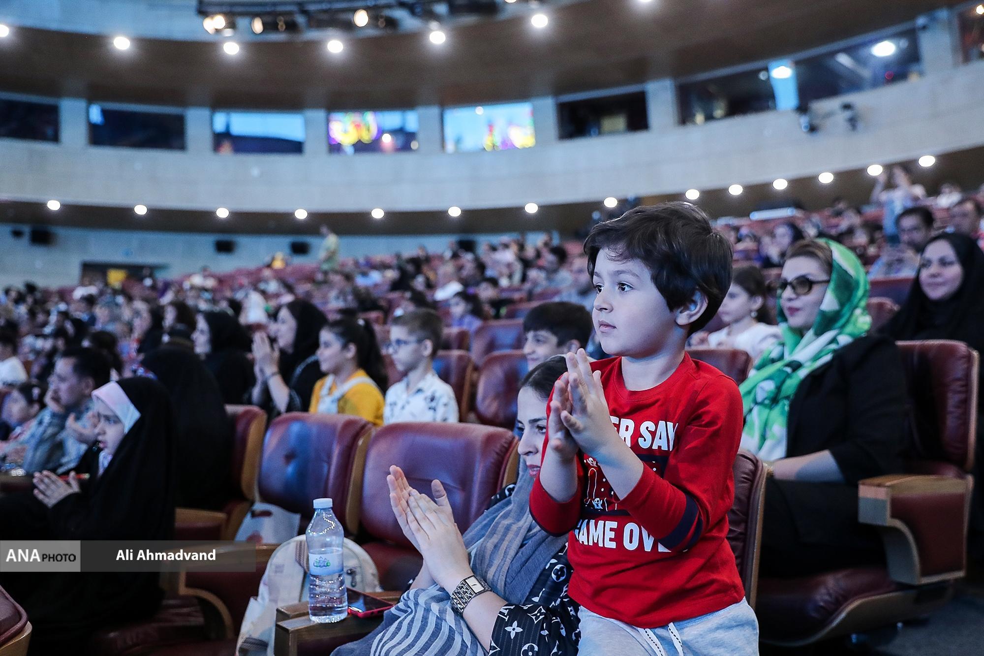 برگزیدگان جشنواره تلویزیونی «عروسک‌خونه» معرفی شدند/ انتقاد پیشکسوت نمایش عروسکی از وفور جیغ، دست و هورا در تلویزیون!
