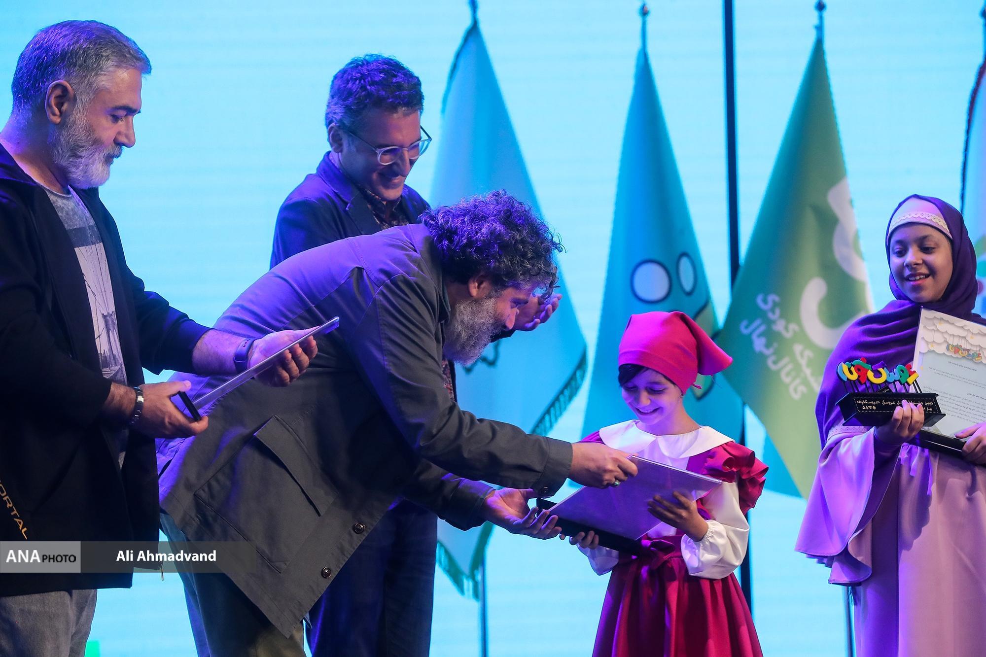 برگزیدگان جشنواره تلویزیونی «عروسک‌خونه» معرفی شدند/ انتقاد پیشکسوت نمایش عروسکی از وفور جیغ، دست و هورا در تلویزیون!