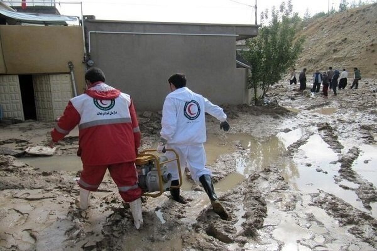 حضور ۷۷۰ امدادگر برای امدادرسانی به سیل‌زدگان ۱۳ استان  اسکان اضطراری ۳۴۴ نفر