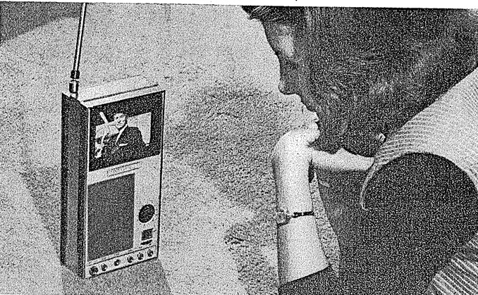 بداقبالی تلویزیونهای قابلحمل| گرانقیمتهای بیفایده! بداقبالی تلویزیونهای قابلحمل| گرانقیمتهای بیفایده!