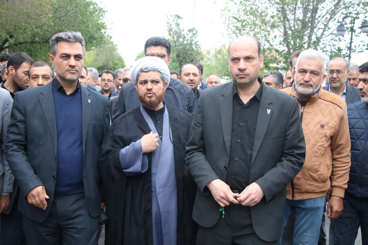 تشییع پیکر شهدای خدمت در تبریز/ آذربایجانی‌ها سنگ تمام گذاشتند + عکس و فیلم