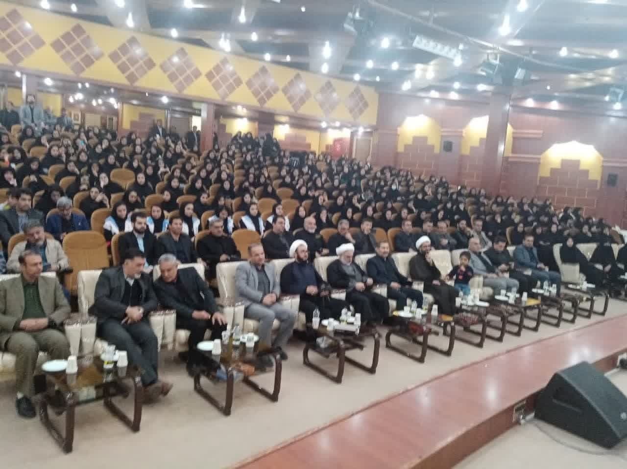 گزارش یادبود در واحدهای دانشگاهی///////////////