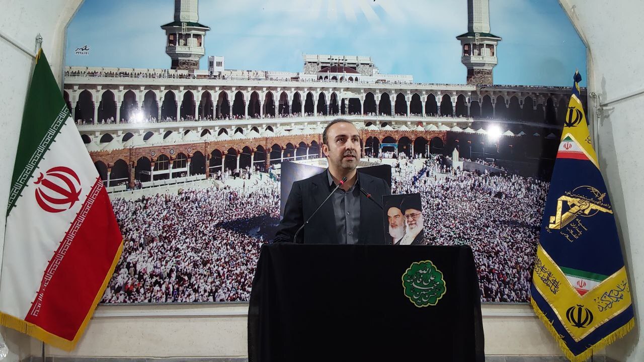 خراسانی و هم خادم رضا هم خادم المله/ دانشگاه آزاد در سوگ «شهدا خدمت»