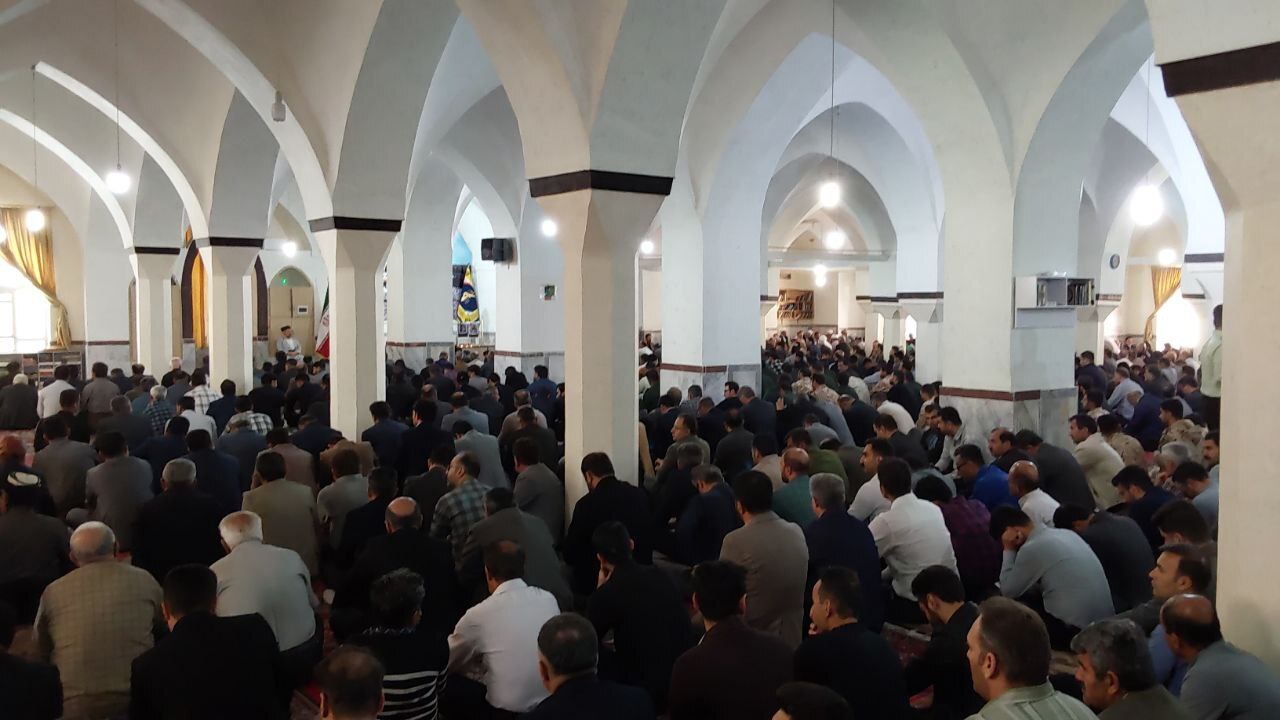 خراسانی و هم خادم رضا هم خادم المله/ دانشگاه آزاد در سوگ «شهدا خدمت»