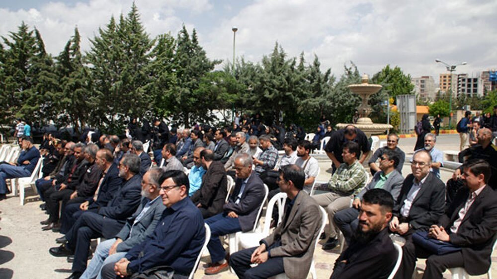 خراسانی و هم خادم رضا هم خادم المله/ دانشگاه آزاد در سوگ «شهدا خدمت»