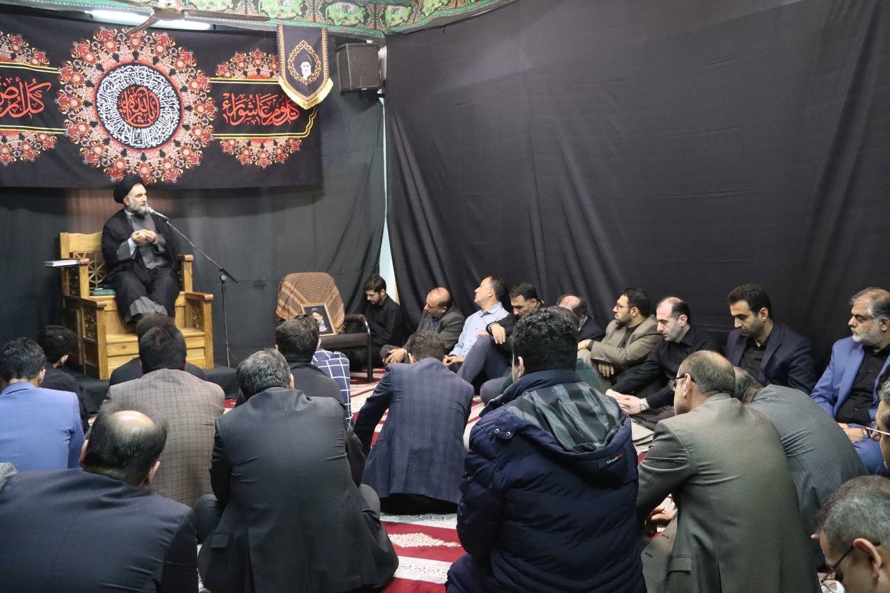 خراسانی و هم خادم رضا هم خادم المله/ دانشگاه آزاد در سوگ «شهدا خدمت»