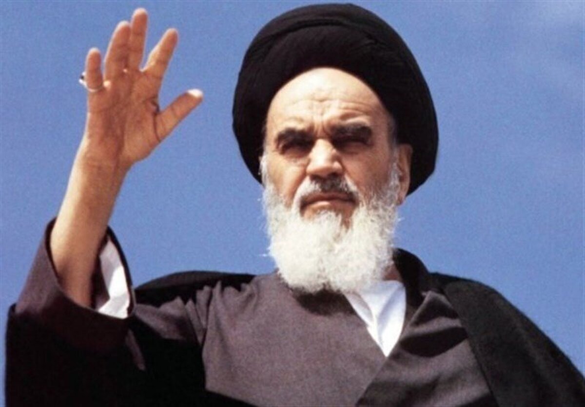 امام خمینی(ره) و احیای سیاست خارجی منزلت‌محور 