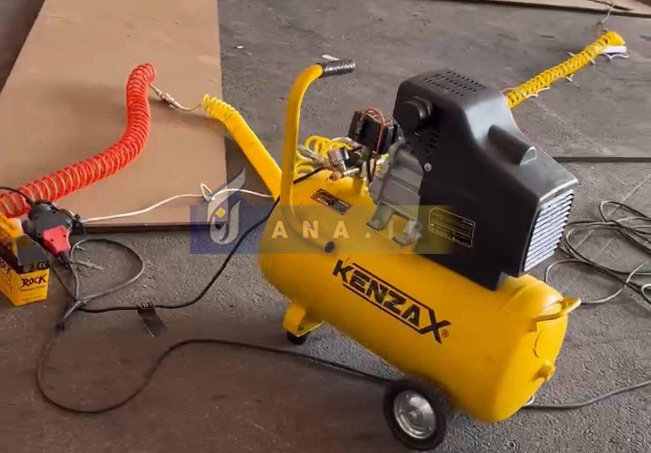 تصاویری از مراحل ساخت سکوی قهرمانی در ورزشگاه آزادی