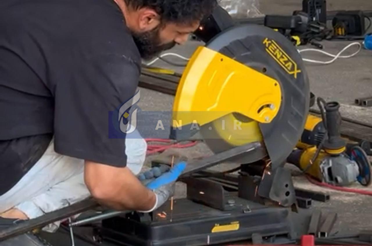 تصاویری از مراحل ساخت سکوی قهرمانی در ورزشگاه آزادی