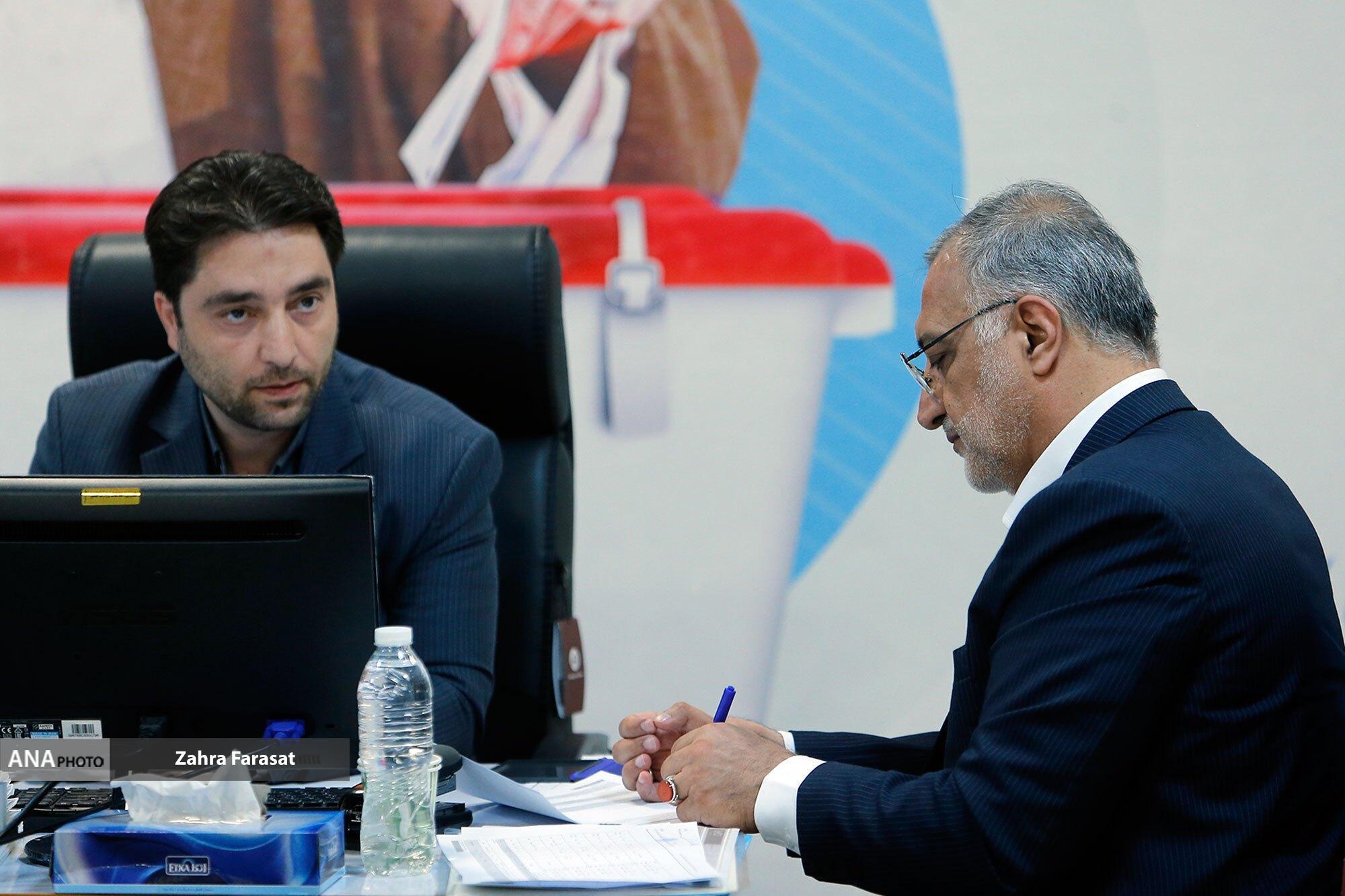 آخرین اخبار انتخابات ریاست جمهوری ۱۴۰۳/ چهرههای شاخص سیاسی در مسیر وزارت کشور آخرین اخبار انتخابات ریاست جمهوری ۱۴۰۳/ چهرههای شاخص سیاسی در مسیر وزارت کشور