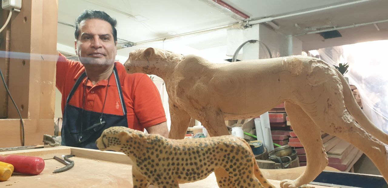 چالشهای هنرمندان تجسمی در کشور/بازارچههای سنتی صنایع دستی باید تقویت شوند چالشهای هنرمندان تجسمی در کشور/بازارچههای سنتی صنایع دستی باید تقویت شوند