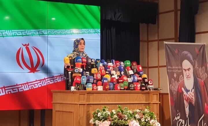 سیده حمیده زرآبادی داوطلب انتخابات ریاست جمهوری شد سیده حمیده زرآبادی داوطلب انتخابات ریاست جمهوری شد