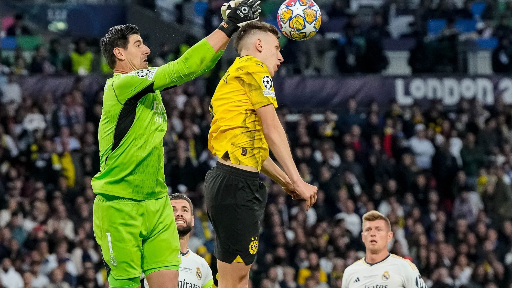 «تیبو» از گلری مصدوم تا قهرمانی بی شنل؛ آیا کورتوا از سیاره‌ای دیگر به رئال مادرید می‌آید؟ 