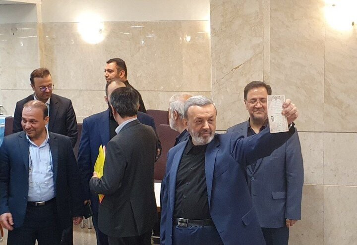 ثبت نام از داوطلبان انتخابات ریاست جمهوری به ایستگاه پایانی رسید/ ثبت نام ۳۷ نفر تا پایان روز چهارم ثبت نام از داوطلبان انتخابات ریاست جمهوری به ایستگاه پایانی رسید/ ثبت نام ۳۷ نفر تا پایان روز چهارم