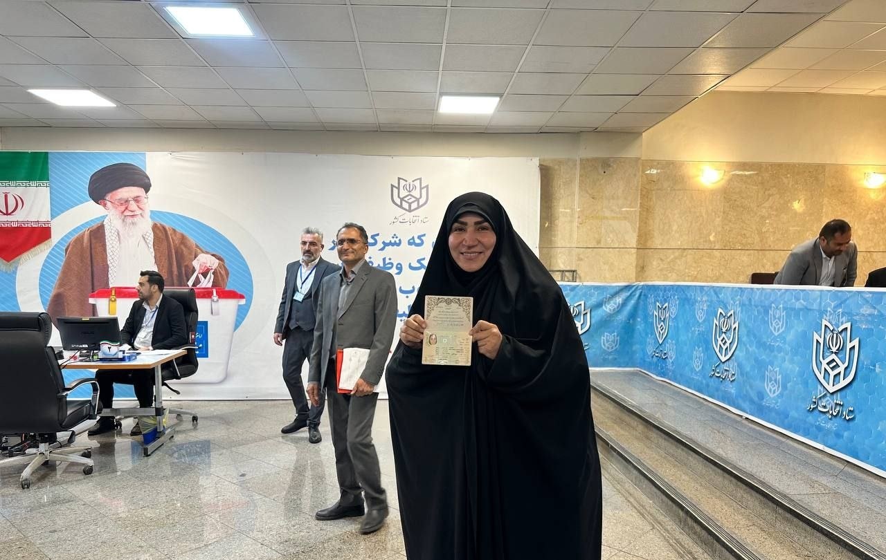 ثبت نام از داوطلبان انتخابات ریاست جمهوری به ایستگاه پایانی رسید/ ثبت نام ۳۷ نفر تا پایان روز چهارم ثبت نام از داوطلبان انتخابات ریاست جمهوری به ایستگاه پایانی رسید/ ثبت نام ۳۷ نفر تا پایان روز چهارم