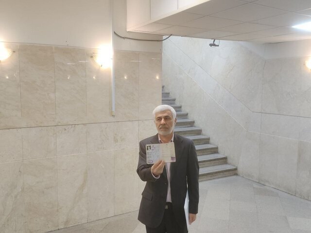 ثبت نام از داوطلبان ریاست جمهوری به ایستگاه پایانی رسید/ قالیباف و جهانگیری وارد عرصه انتخابات شدند ثبت نام از داوطلبان ریاست جمهوری به ایستگاه پایانی رسید/ قالیباف و جهانگیری وارد عرصه انتخابات شدند