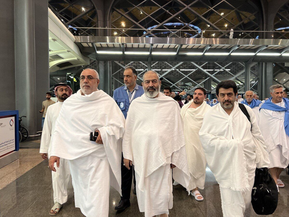 توصیه حجت‌الاسلام نواب به زائران ایرانی در بدو ورود به مکه  ورود ۷۰ هزار زائران ایرانی به سرزمین وحی