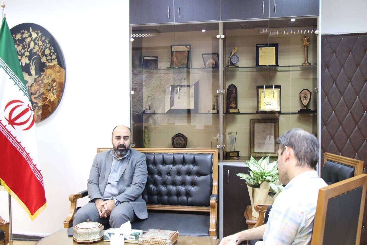 از حقوق کارمندم میزنم تا صرف بخش پژوهش شود/ بروکراسیهای نابجا آفت پروژههای پژوهشی کشور از حقوق کارمندم میزنم تا صرف بخش پژوهش شود/ بروکراسیهای نابجا آفت پروژههای پژوهشی کشور