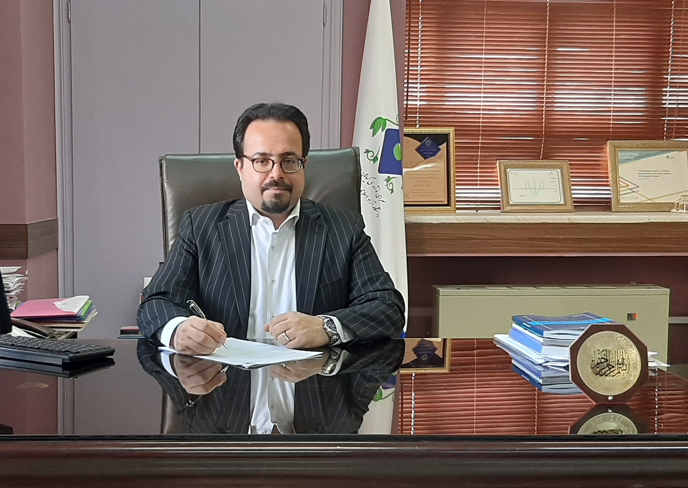 تولید ۴۰۰ محصول فناورانه در سرای نوآوری گیاهان دارویی تولید ۴۰۰ محصول فناورانه در سرای نوآوری گیاهان دارویی