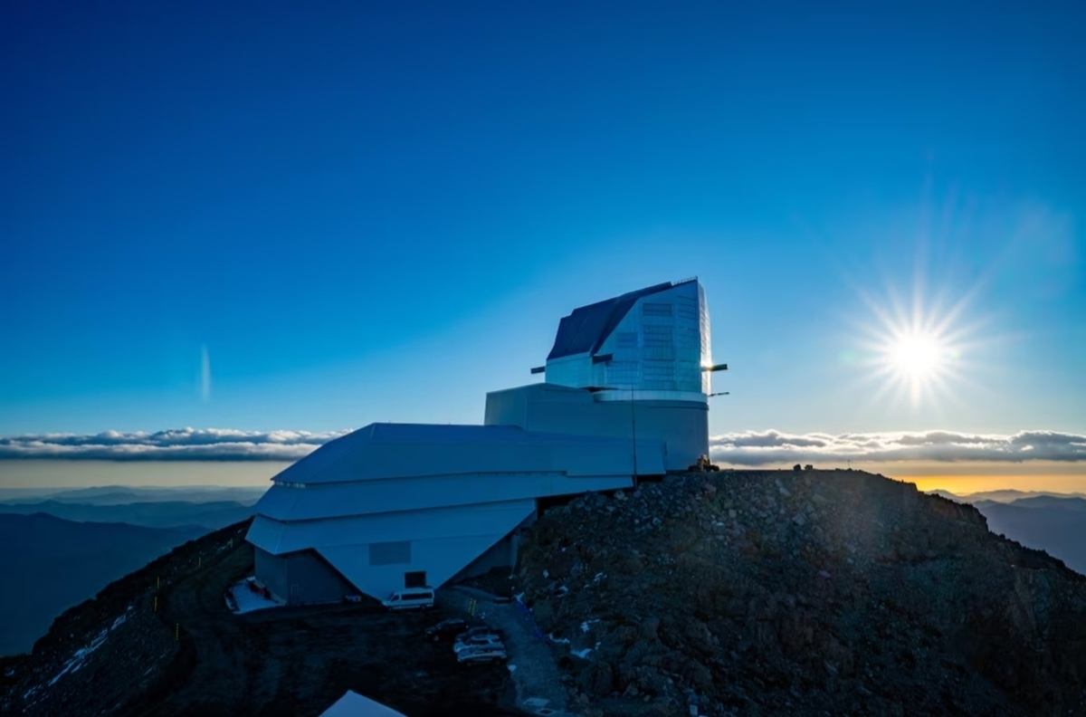 نصب بزرگ‌ترین دوربین نجومی جهان در شیلی