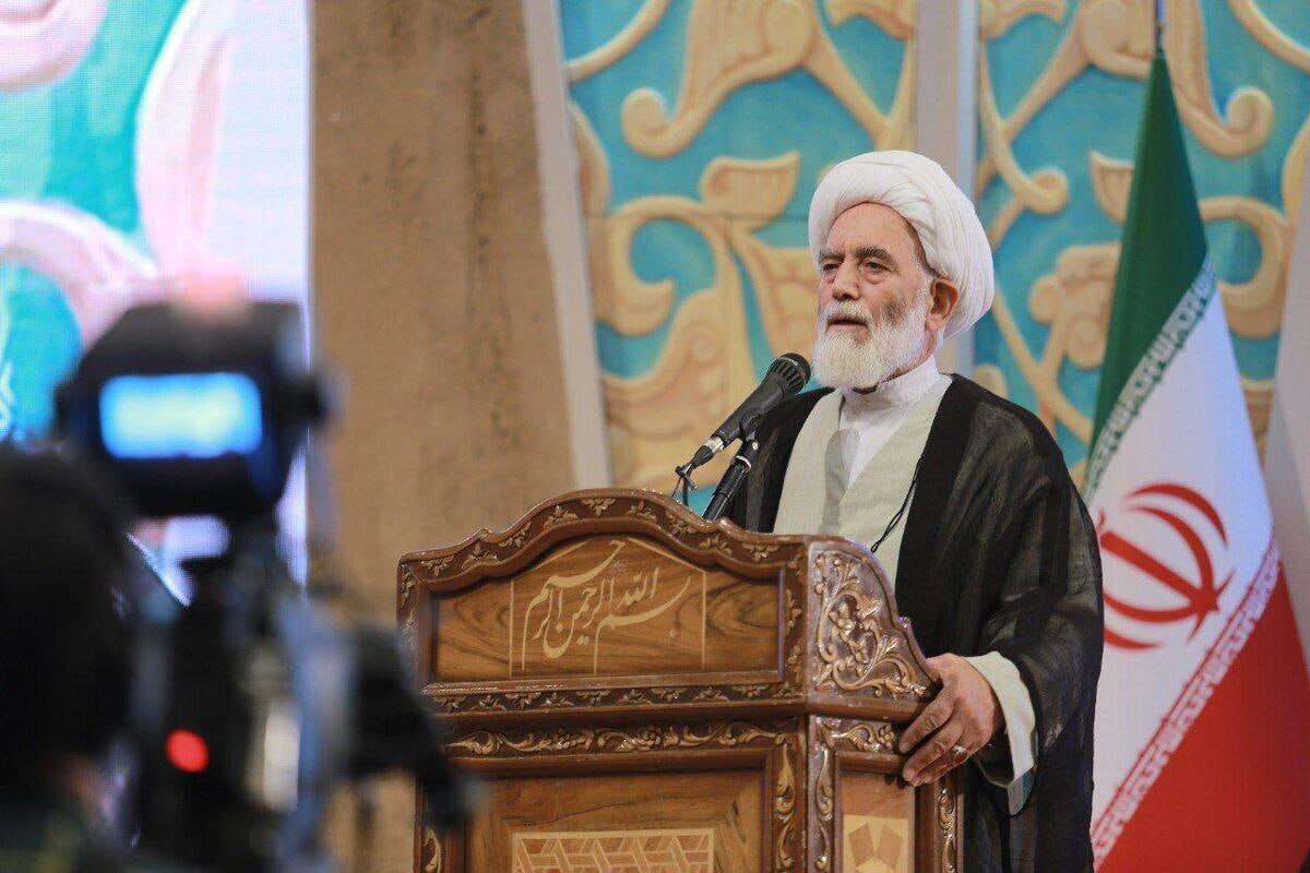 مخبر درگذشت همسر شهید صیاد شیرازی و امامجمعه سابق همدان را تسلیت گفت مخبر درگذشت همسر شهید صیاد شیرازی و امامجمعه سابق همدان را تسلیت گفت