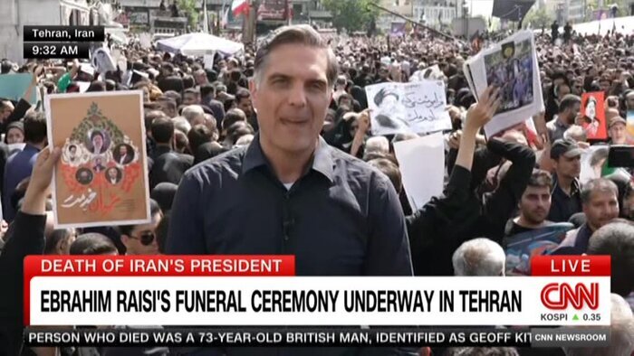 پوشش مراسم تشییع شهدای خدمت از سوی رسانه‌های خارجی/ تأکید بر حضور انبوه جمعیت مردمی