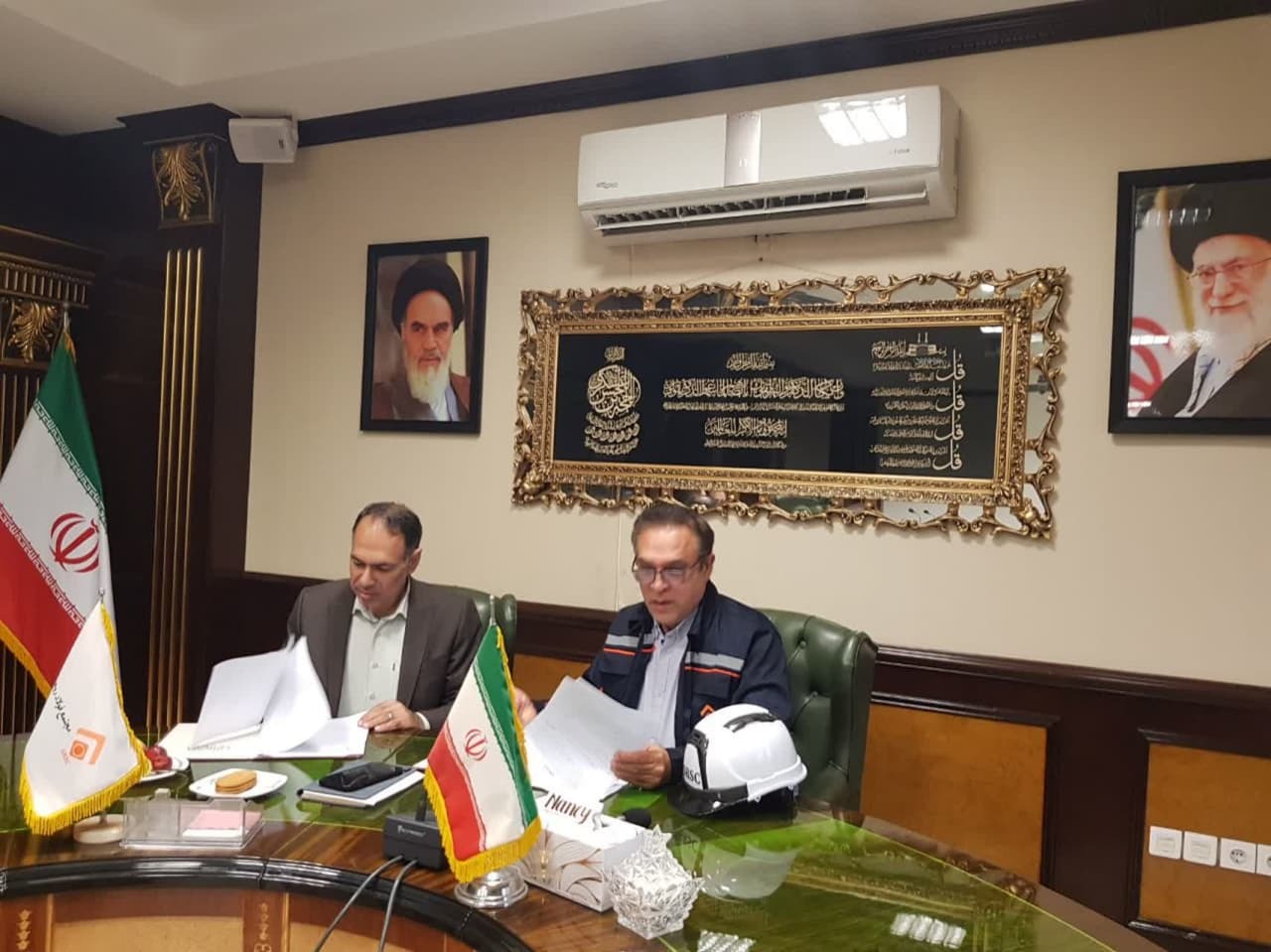 حضور مستمر استادان دانشگاه آزاد در صنعت با طرحهای پژوهشی و نوآورانه حضور مستمر استادان دانشگاه آزاد در صنعت با طرحهای پژوهشی و نوآورانه