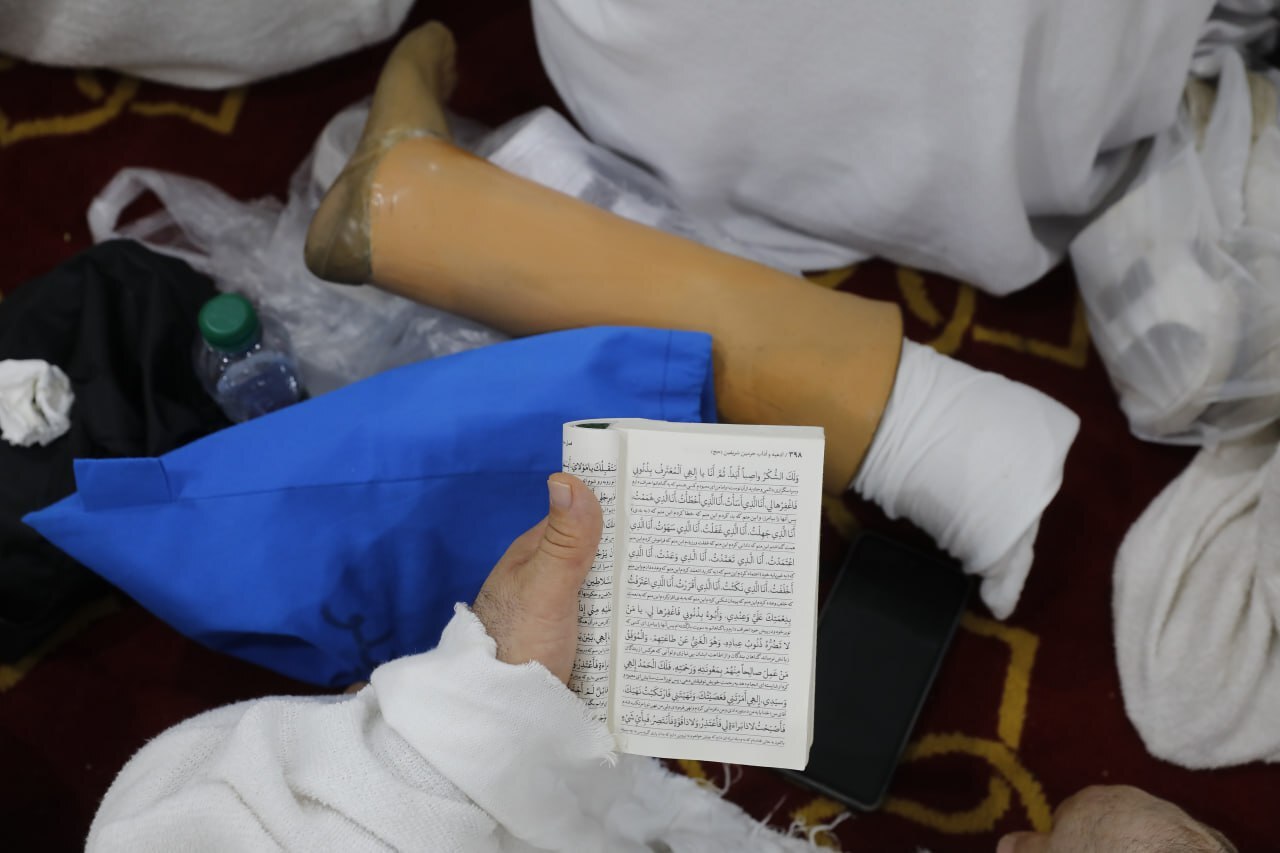 حاشیههای برگزاری دعای عرفه حجاج در عرفات+ فیلم حاشیههای برگزاری دعای عرفه حجاج در عرفات+ فیلم