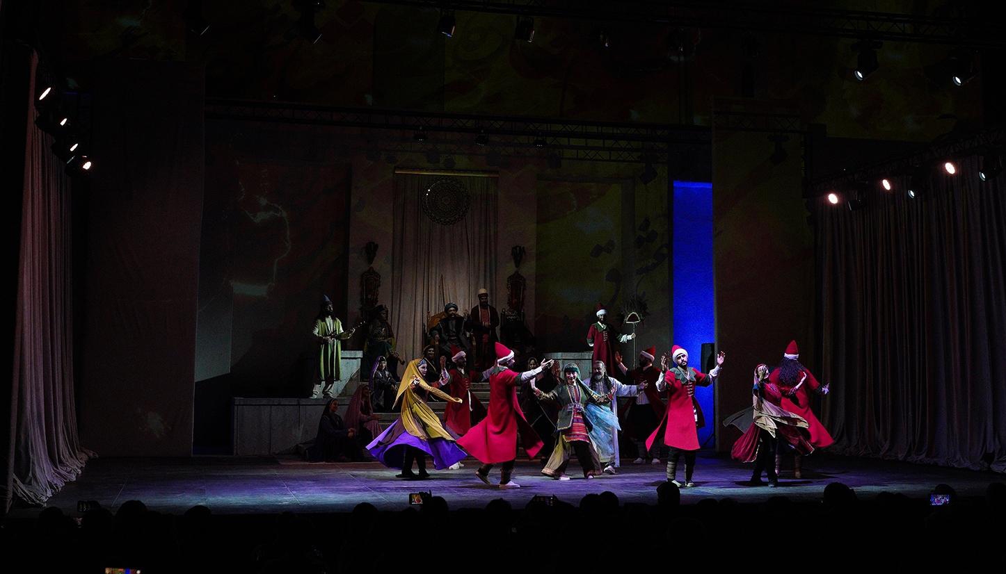 وقتی تئاتر ملعبه دست خوانندهها قرار میگیرد/ «اُپرای شیدا» کنسرتی فاقد عناصر نمایشی وقتی تئاتر ملعبه دست خوانندهها قرار میگیرد/ «اُپرای شیدا» کنسرتی فاقد عناصر نمایشی