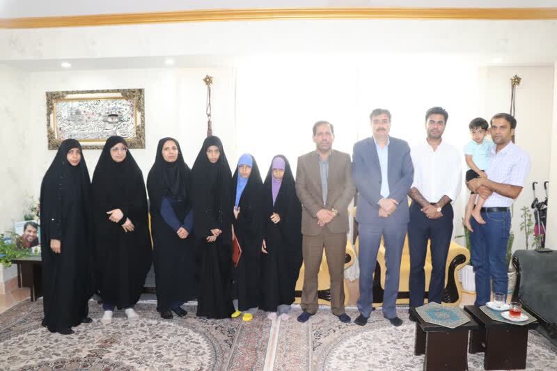 «وصیتنامه شهدا» بهعنوان واحد درسی در دانشگاهها ارائه شود «وصیتنامه شهدا» بهعنوان واحد درسی در دانشگاهها ارائه شود