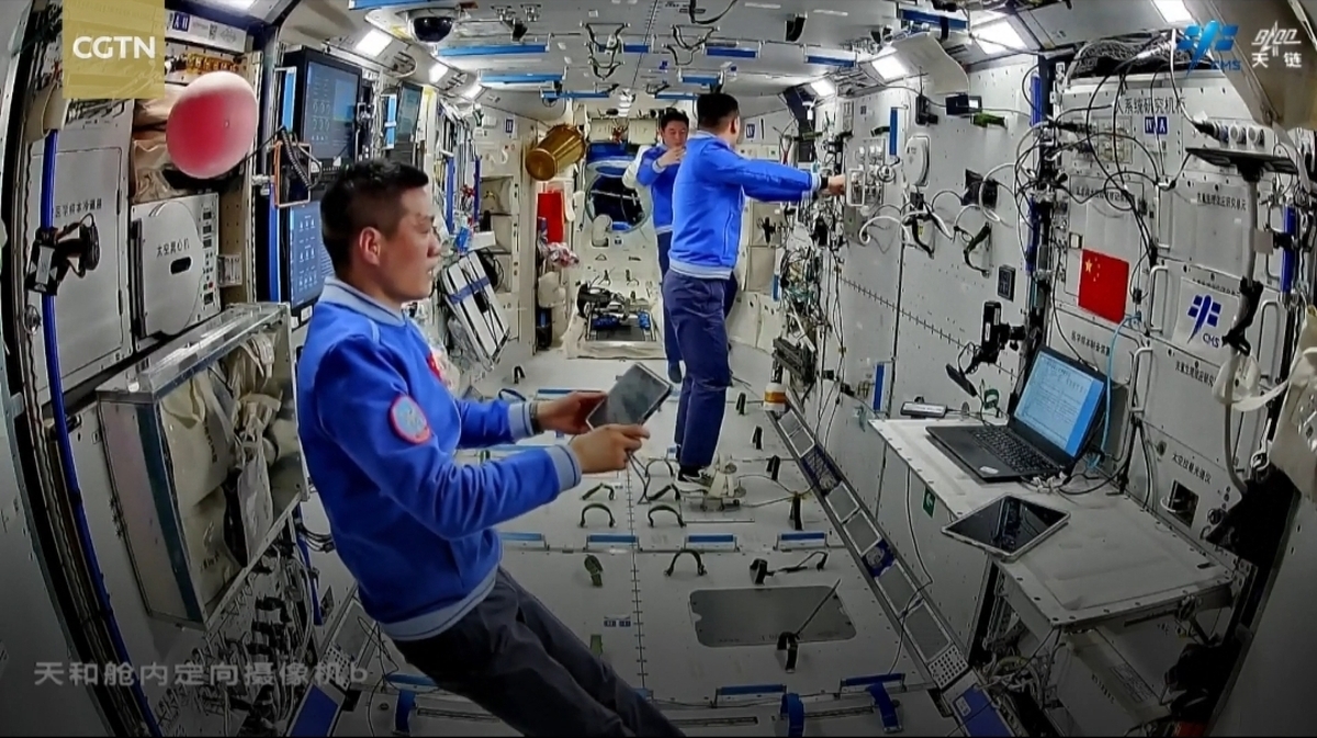 اندازه‌گیری قدرت عضلات فضانوردان حاضر در مدار زمین