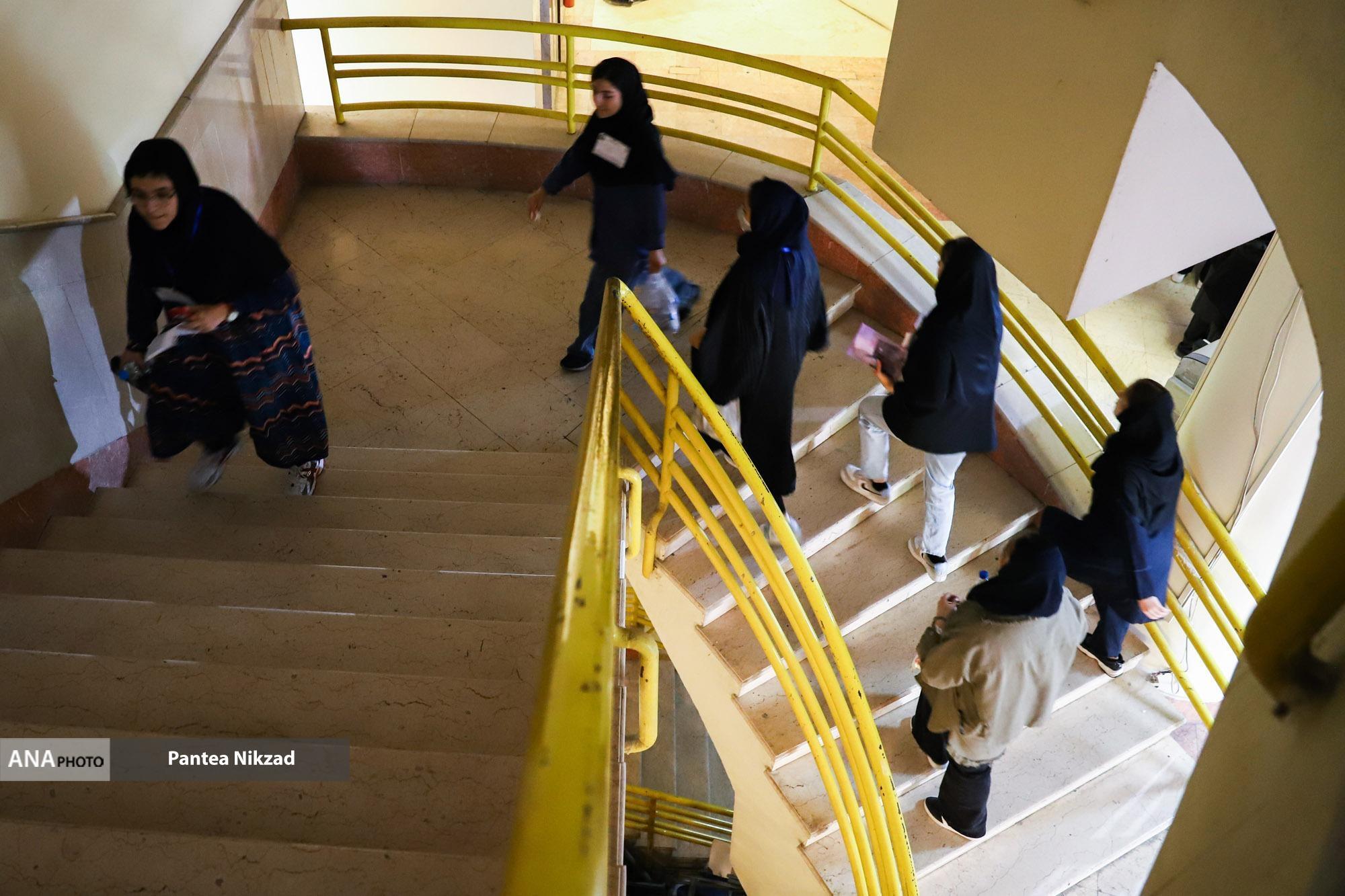 رتبه‌برتر‌ها در حلقوم سیاه موسسات کنکور گیر افتادند