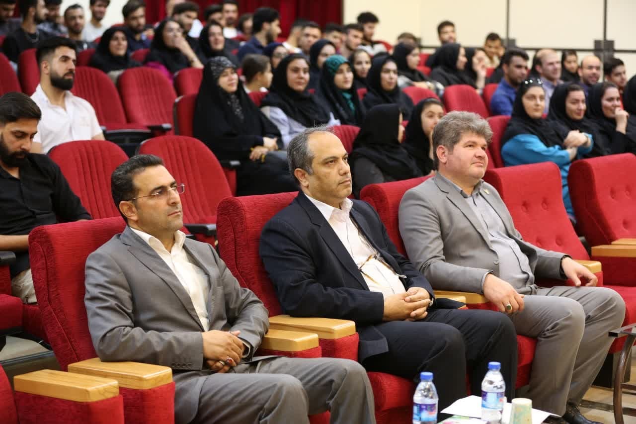 دانشگاهها باید مظهر همگرایی ملی و گفتوگو شوند دانشگاهها باید مظهر همگرایی ملی و گفتوگو شوند