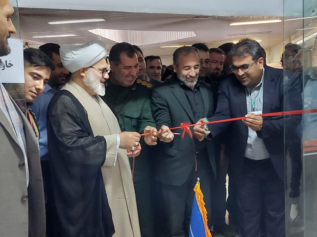 کشور با پیوند علم و صنعت به پیشرفتهای اساسی میرسد کشور با پیوند علم و صنعت به پیشرفتهای اساسی میرسد