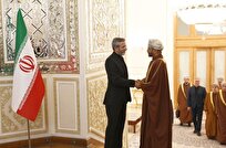 استقبال باقری از وزیر خارجه عمان در محل وزارت امور خارجه