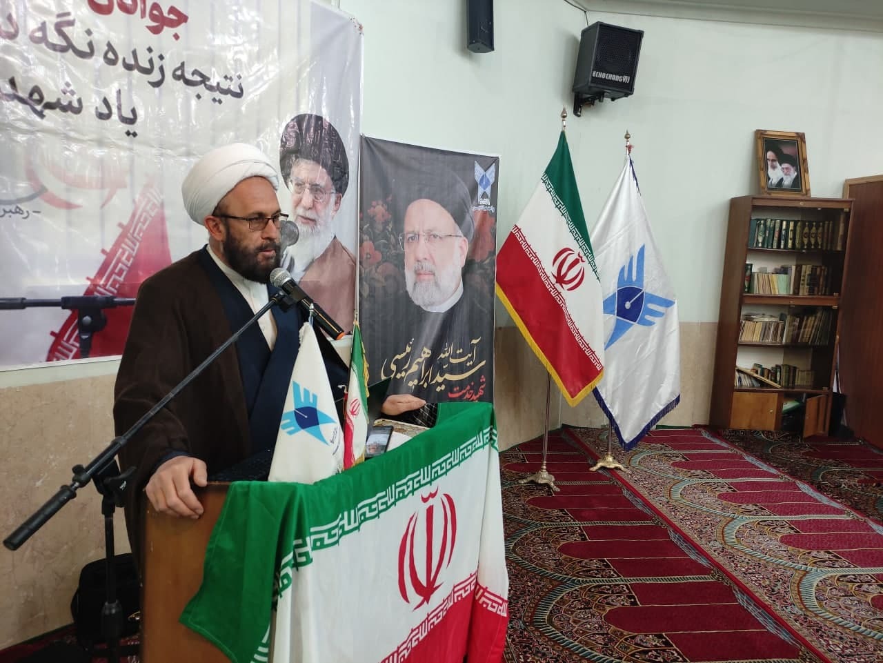 لزوم تبیین بیشتر رشادتهای شهدا و رزمندگان به نسل جوان لزوم تبیین بیشتر رشادتهای شهدا و رزمندگان به نسل جوان