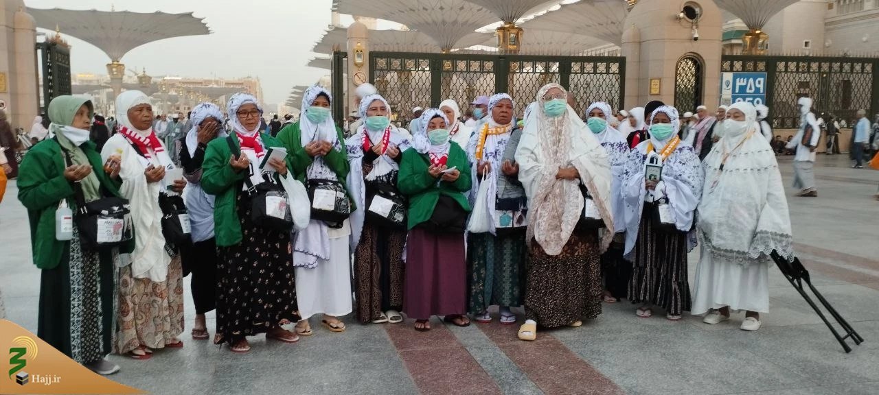 در پناه بهشت بقیع + عکس در پناه بهشت بقیع + عکس