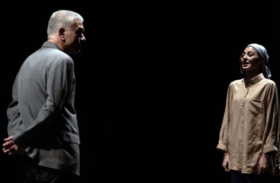 «صداهایی ورای تاریکی»؛ روایتی از شخصیت های حقوق بشر/ مرور زندگی قهرمان ها به بازی در یک نقش کمک می کند «صداهایی ورای تاریکی»؛ روایتی از شخصیت های حقوق بشر/ مرور زندگی قهرمان ها به بازی در یک نقش کمک می کند