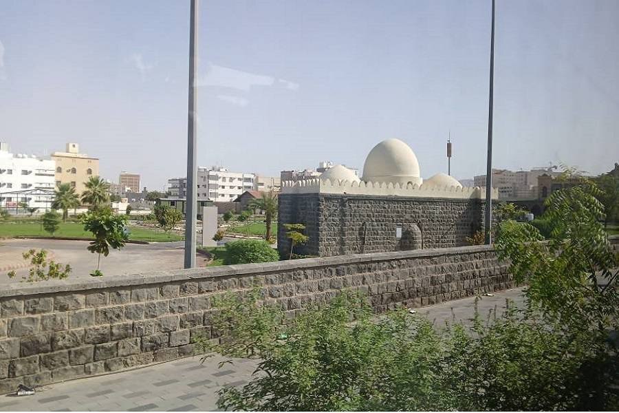 سفری با زائران ایرانی در بازدید از اماکن مقدس مدینه + عکس سفری با زائران ایرانی در بازدید از اماکن مقدس مدینه + عکس