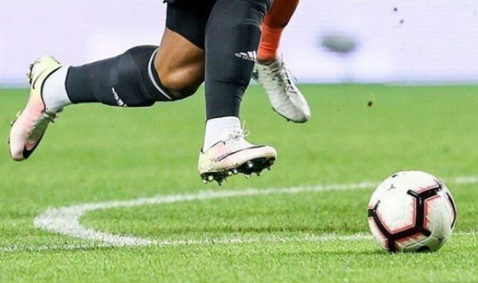 قراردادهای صوری، مزورانه و يا متقلبانه مساوی با محرومیت از دو فصل نقل و انتقالاتی/سازمان لیگ به قانون خودش پایبند است؟ قراردادهای صوری، مزورانه و يا متقلبانه مساوی با محرومیت از دو فصل نقل و انتقالاتی/سازمان لیگ به قانون خودش پایبند است؟