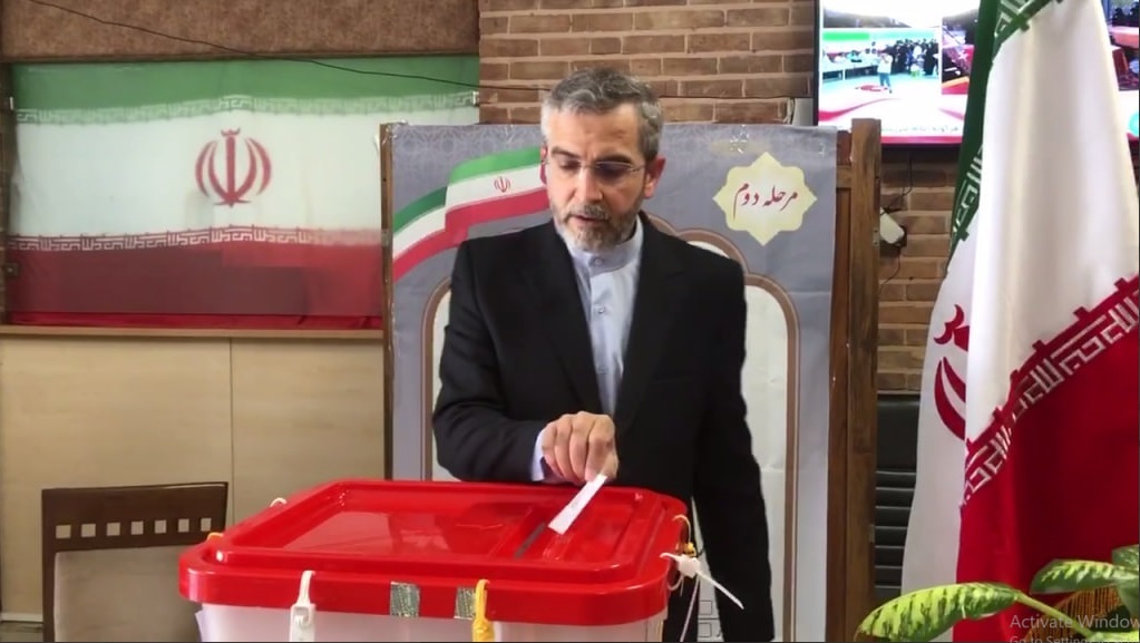 افزایش مشارکت نسبت به ساعات ابتدایی دور اول انتخابات/ طحان‌ نظیف: مردم رأی خود را به ساعات پایانی موکول نکنند